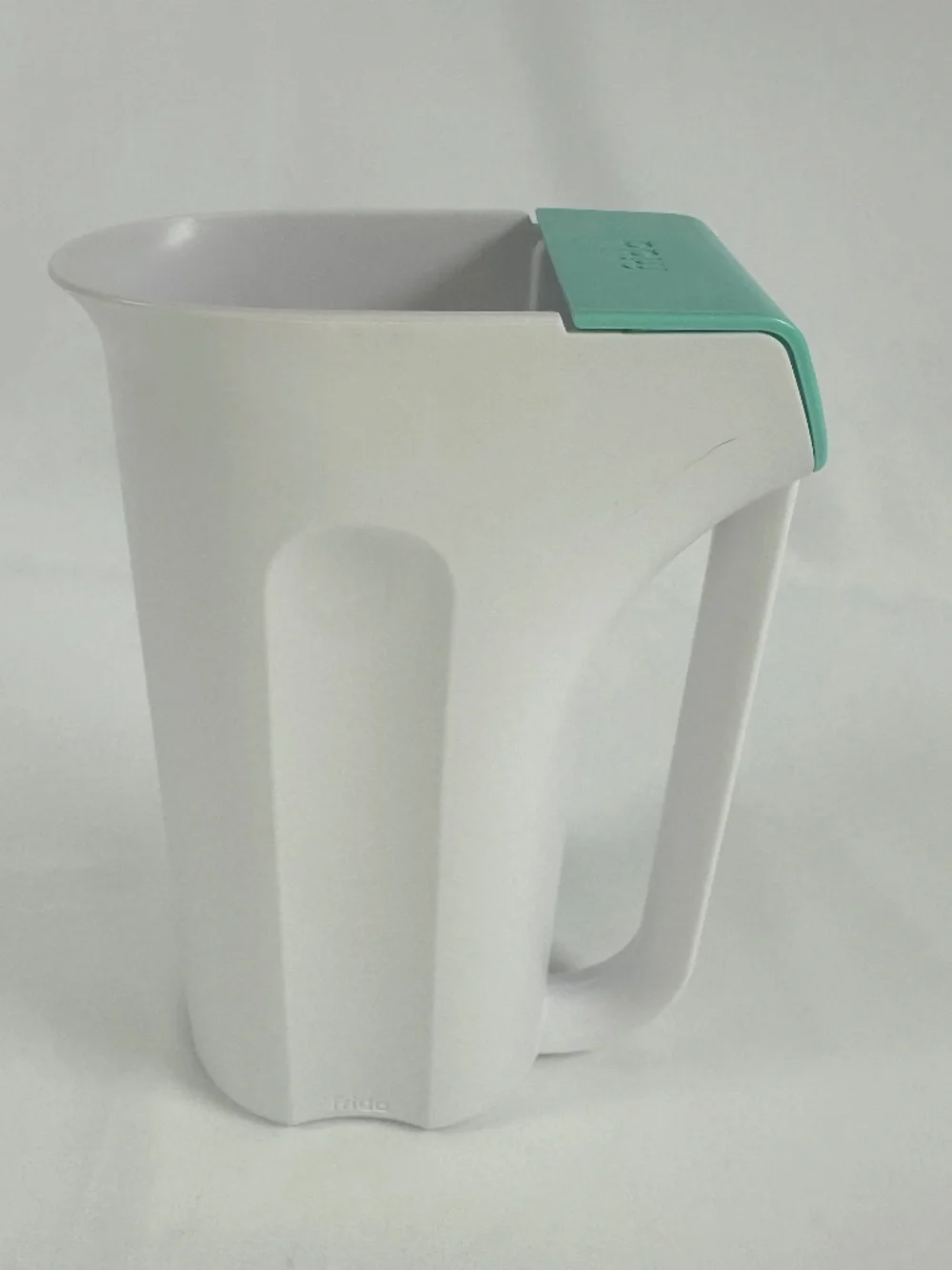 Frida Baby Rinse Cup Dual Flow 24 ounces, White and Green